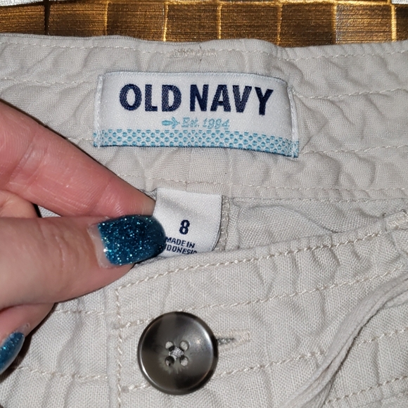 Old Navy women's shorts - Picture 2 of 5